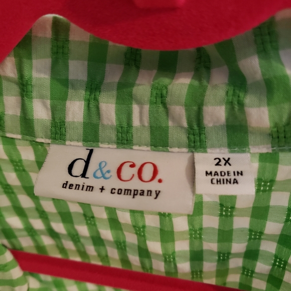 Denim & Co 3/4 sleeve blouse green & white check - Picture 3 of 4